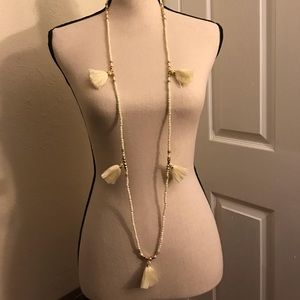 India hicks no hassle tassel in ivory